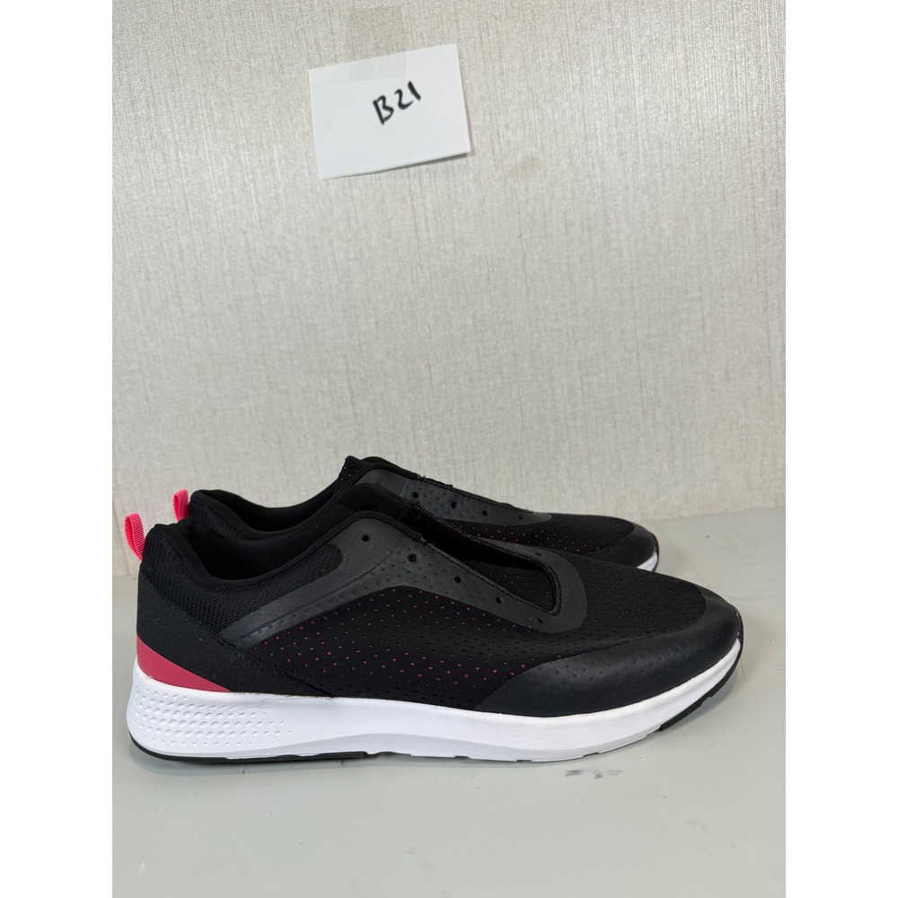 Champion Women's Athletic Shoes. Size 10 color black without shoe laces
